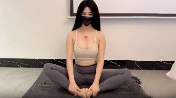 糖心长腿御姐【晚柠学姐】姐弟乱伦性爱_失恋表姐引诱表弟激情做爱中出_酒瓶插穴调教_深喉舔食_精液灌穴