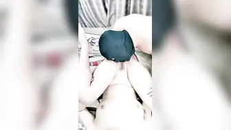 小辫子新人白嫩萌妹！激情大战头套男！自摸骚穴淫叫，深喉舔屌活很棒，拉着双手后入爆操，浴室跪地洗澡
