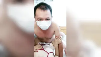 精彩3P名场面【下篇】美少妇激情大战！情趣装白丝美腿，骑乘位操穴边吃屌，轮流着操太骚了