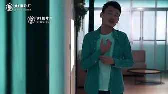 【果冻传媒】秦梦可【迷操亲姐姐】下药熟女风情亲姐姐，淫语骑乘位诱惑内射，高清720P原版首发【91CMCM-236】