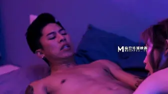 【麻豆传媒】新晋男神-乐天【致那些逝去的爱情】安慰你，最好的方法就是趁虚而入，高清720P原版首发【MAN-0004】
