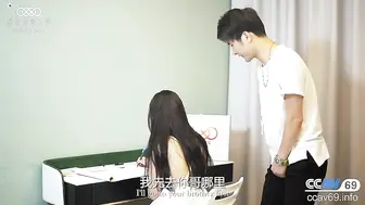 【星空传媒】春芙【表妹的性爱辅导师】禁果初体验，三人淫乱会，高清720P原版首发【 XK8095】