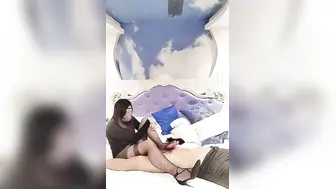 超顶绿帽调教淫妻大神【多享受】记录上门约啪单男，好羞耻录下来给绿帽老公，调教羞辱精彩对白.