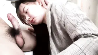 酒店约操白领小姐姐，超级嫩小逼里面很湿，C罩杯坚挺白嫩美乳，吸吮大屌舔蛋，后入激情爆插2K搞高清