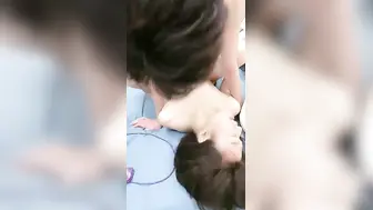一对年轻的情侣真鸡巴骚镜头前赚外快露脸，亲着小嘴玩着逼69口交，白丝情趣各种爆草，浪叫不止直接射嘴里