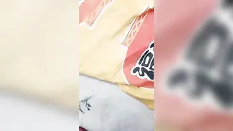 【户外勾引】老板娘周日大清早【上篇】户外勾引个骑三轮车，卖辣椒老大爷，打野战，这逼舔得爽死了大爷