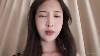 人气反差ASMR女网黄「deerlong」OF性爱私拍，男朋友在玩王者不理我，我只好玩弄他的鸡巴