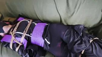 【丝米定拍】《漫展绑架之不再“不动”的“不动之王”》“纵使天崩地裂，我璃塔伽尼斯嘉也绝不动摇！号称“不动之王”的冰雪女王