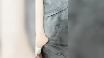 重口警告！妹妹的精液食物吃播「Jojo九九」定制群资源《你好篇》高中毕业到哥哥城市上大学，那时候还不知道哥哥在拍我并“加料