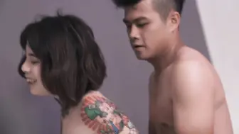 麻豆映画  MD0081 床下闺蜜-艾秋