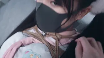 【悠米】《应聘的女模特5》我在网上发布一则“应聘绳模”的兼职，没多久一位JK小姐姐就上门咨询，我简单告知她大概要求后