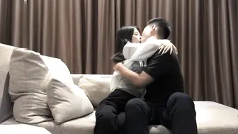 到农村约炮甜美妹子 穿着丝袜骑上来