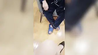 气质尤物轻熟女女神，先自慰再啪啪，无套操逼手持镜头最后内射