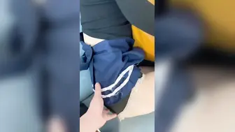 帮妹妹找了份工作，但是我要求她，主动帮我解决生理问题，你们说她会愿意吗？