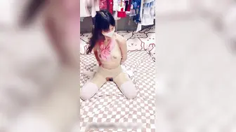 甜美极品美女不想被当成公主，只想做母狗让哥哥高兴
