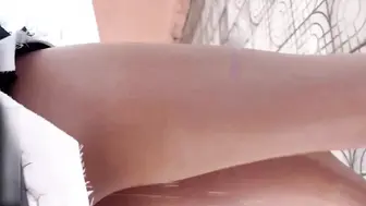 傲娇小仙女秘书 户外露出大长腿喷水自慰喷尿