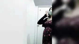 【孕妇淫妻】孕妇自慰幻想抠逼
