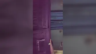 杰哥吮吸骚妇粉嫩乳头91爸爸们觉得如何？