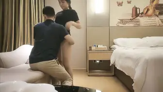 约炮马尾辫女孩加钱想内射没同同意