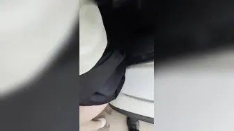 真实家庭乱伦 大胸嫂子的喷水新作 无套地狂插，姐姐的淫水四溢喷涌而下，在肉欲的漩涡中，只有原始的快感