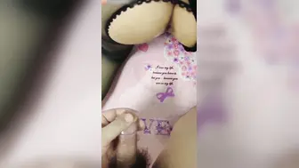 真实家庭乱伦 妈妈穿黑丝来服务儿子