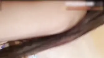 真实家庭乱伦 老哥在隔壁打牌偷偷后入嫂子
