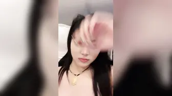 后入可爱萝莉甜妹开干