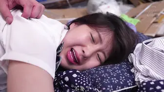 JUFE-607 [中文字幕]被注射肌肉松弛剂的F罩杯女学生连续被…在恶臭弥漫的垃圾房间里滴下粘糊糊的体液 由衣陽菜